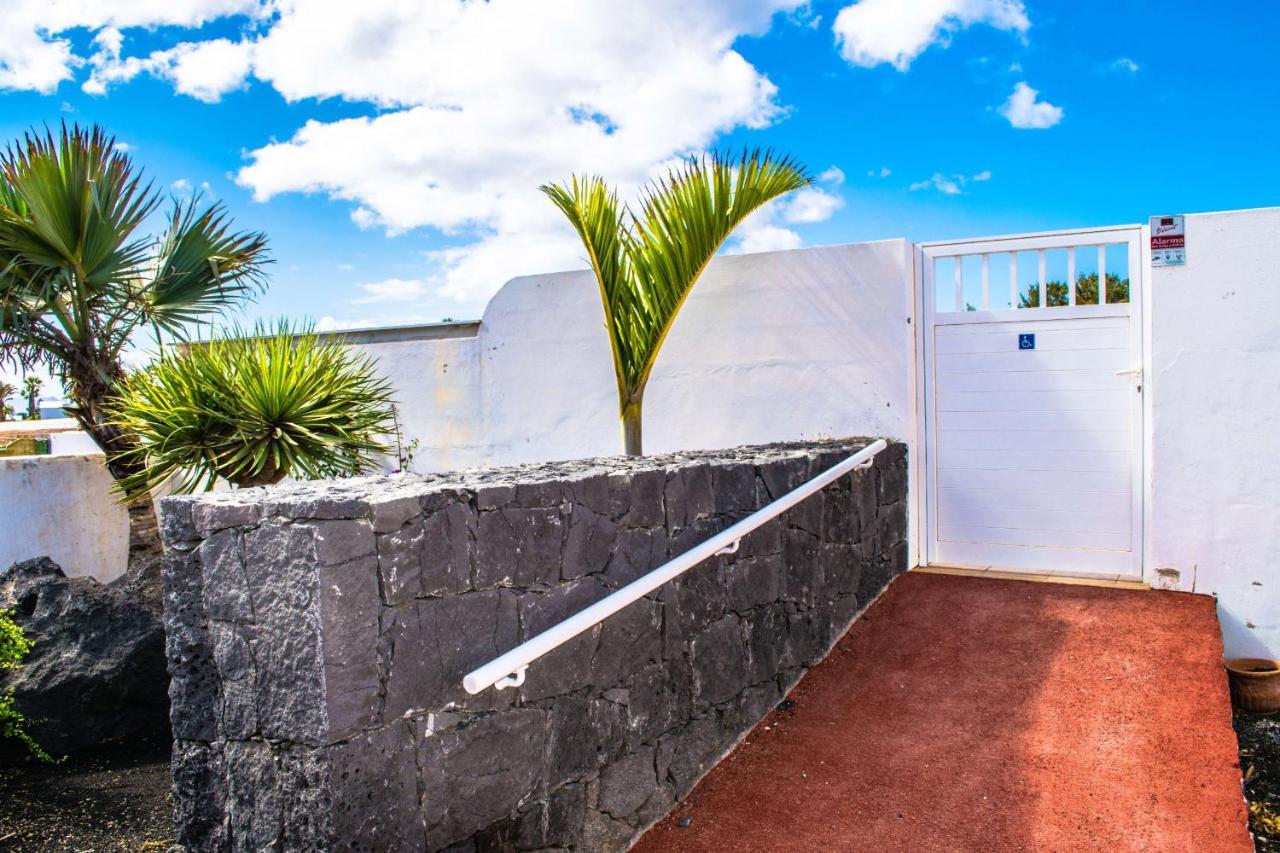 Villa Michelle - Lh114 By Villas Now Ltd Playa Blanca  Exterior foto